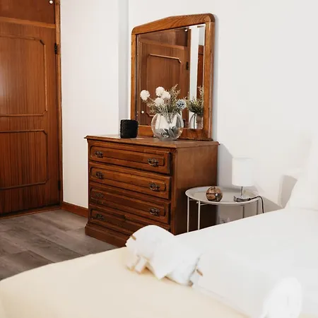 Aurega Vintage T4 By Lethes Legacy Ponte de Lima